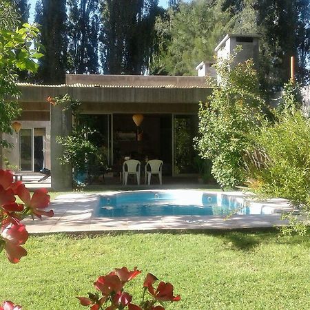 Casa Los Cerezos En Chacras De Coria Exteriör bild