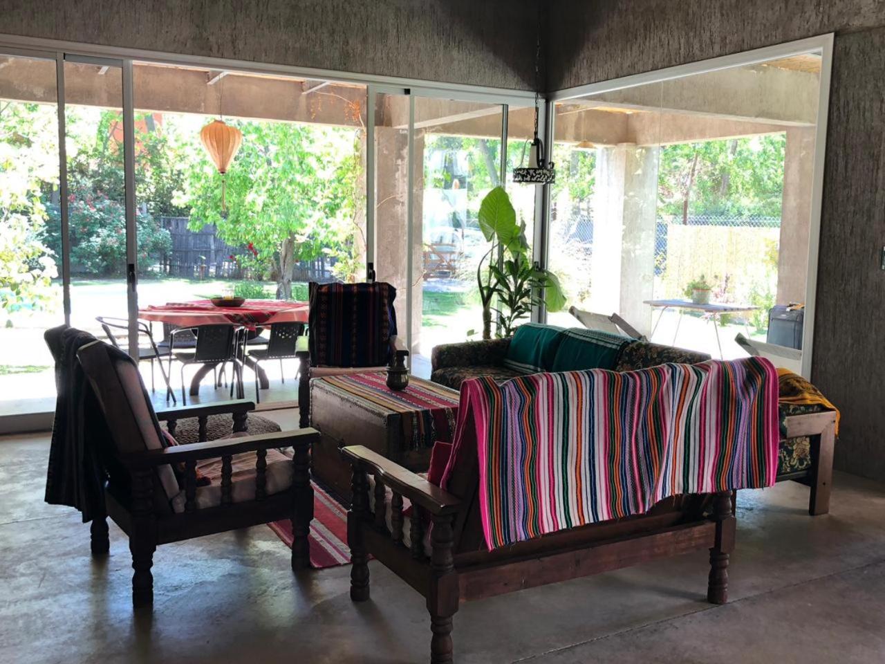 Casa Los Cerezos En Chacras De Coria Exteriör bild